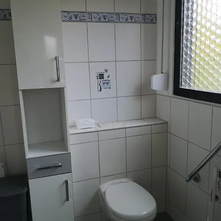 Apartment Sweethome Berrenrath Ferienwohnung *